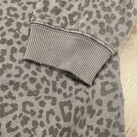 American Eagle sweater - Picture 3 of 4